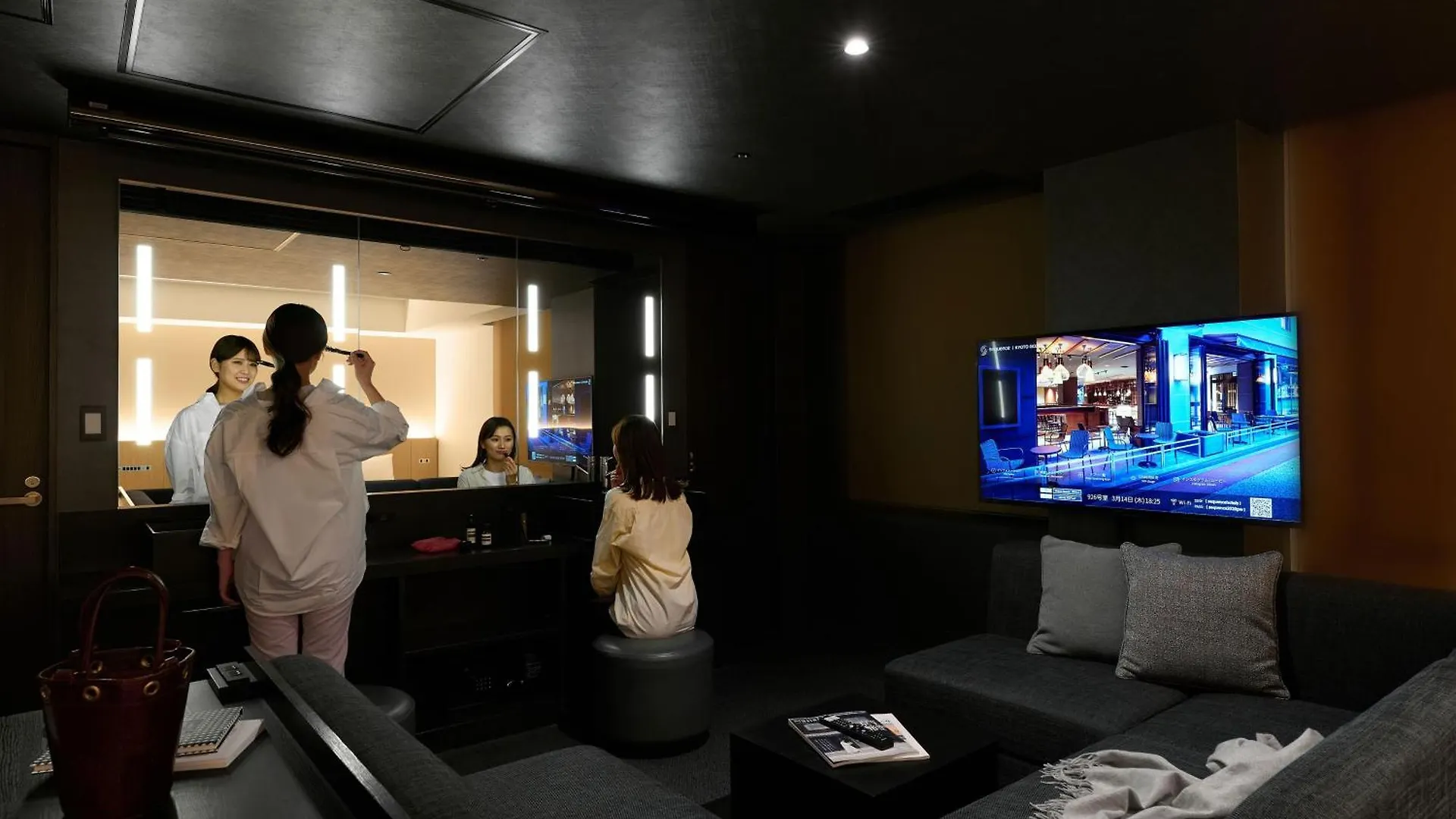 Hotel sequence KYOTO GOJO